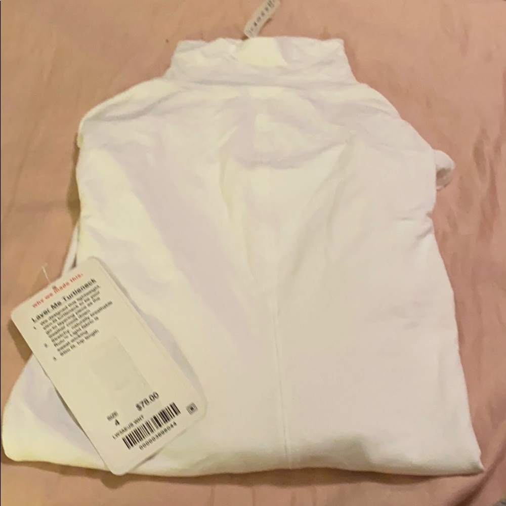 NEW Lululemon Layer Me Turtleneck